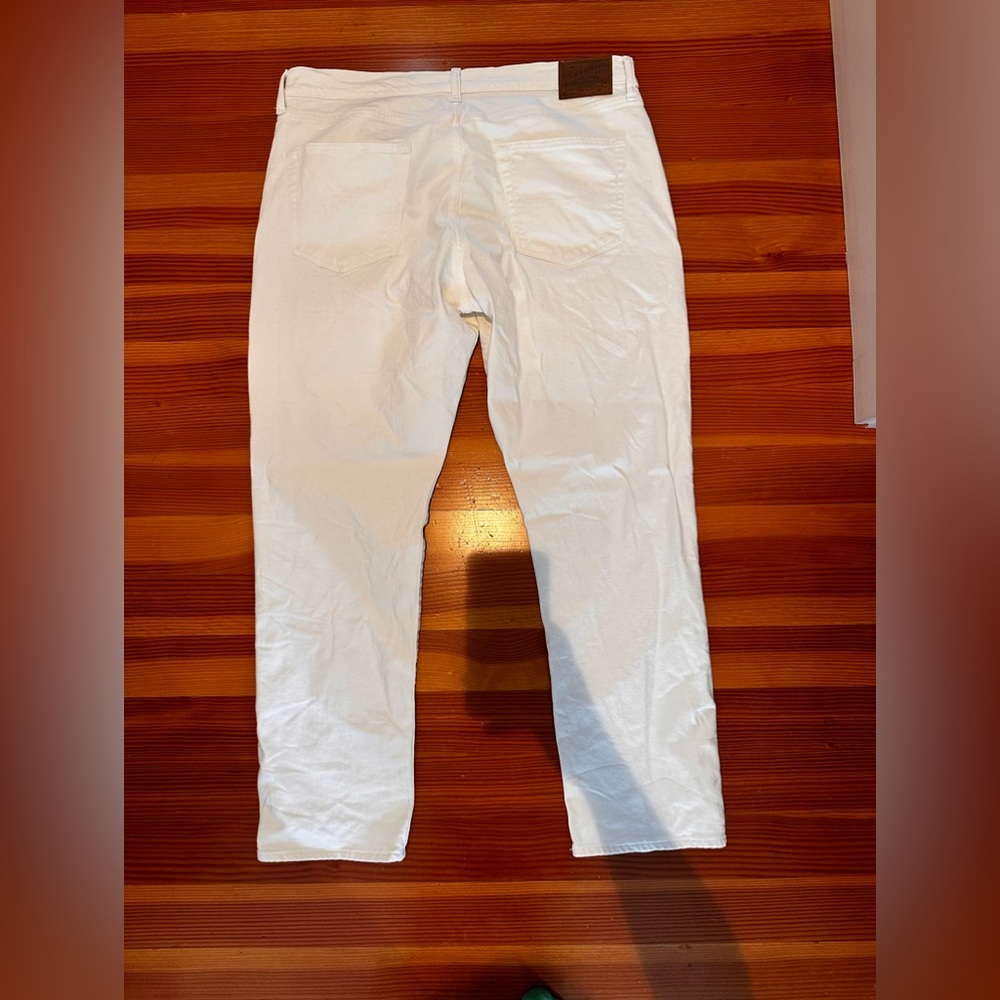 Like NEW Lucky Jeans - Picture 6 of 7